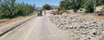 İLÇEMİZDE  ASFALTLAMA  ÇALIŞMALARI 